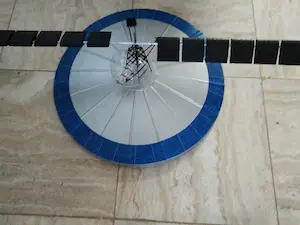 Panamarenko - vliegend eiland kopen? Bied vanaf 1299!