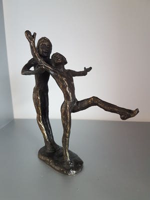 Astrid Veldhuyzen-Koppen - Beeld " Beweging in emotie " kopen? Bied vanaf 60!