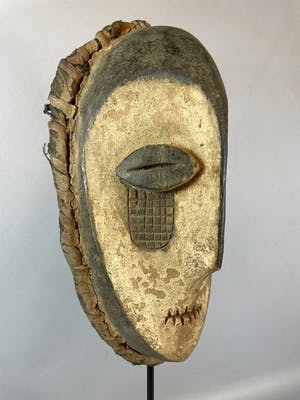 Lega - 220266 African mask from the Lega Bwami - Congo. kopen? Bied vanaf 45!