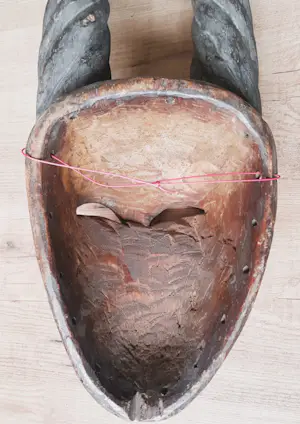 Kwele - masker kopen? Bied vanaf 35!