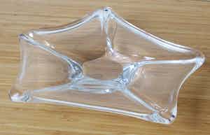 Josef Hospodka - Massieve blank kristallen Stervormige vrij gevormde schaal verkocht voor € 1!