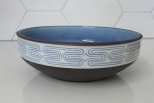 Royal Copenhagen - Aluminia Faience Copenhagen - Keramische Thule Bowl - Anni Jeppesen kopen? Bied vanaf 55!