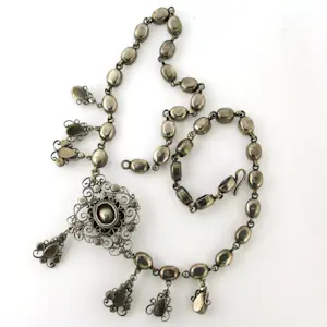 Zilveren collier bezet met parel, peridot en amethist - 42 cm kopen? Bied vanaf 170!