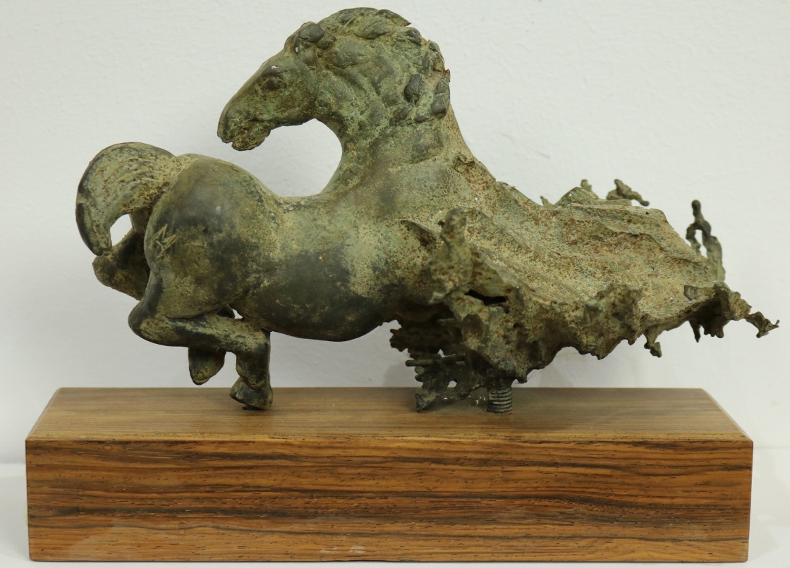 Margot Hudig-Heldring - Paard in de branding, bronzen beeld kopen? Bied vanaf 850!