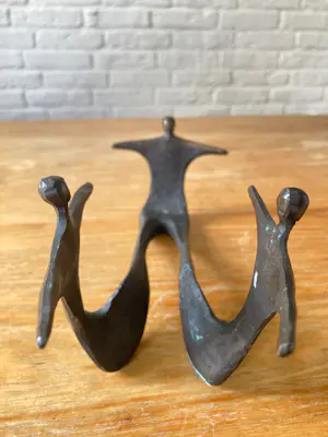 Corry Ammerlaan - Wijnfleshouder - Brons beeld - 80/90ies kopen? Bied vanaf 65!