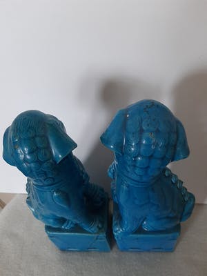 Niet of onleesbaar gesigneerd - 2 honden Chinese kopen? Bied vanaf 1!