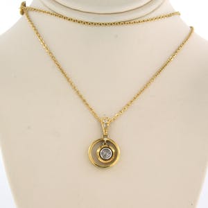 18k geel gouden collier met hanger bezet met roos diamant tot. 0.15ct kopen? Bied vanaf 200!