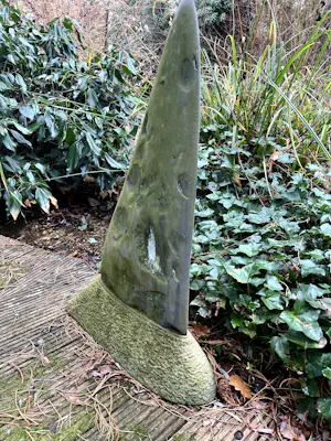 Onbekend - abstract stenen object kopen? Bied vanaf 250!