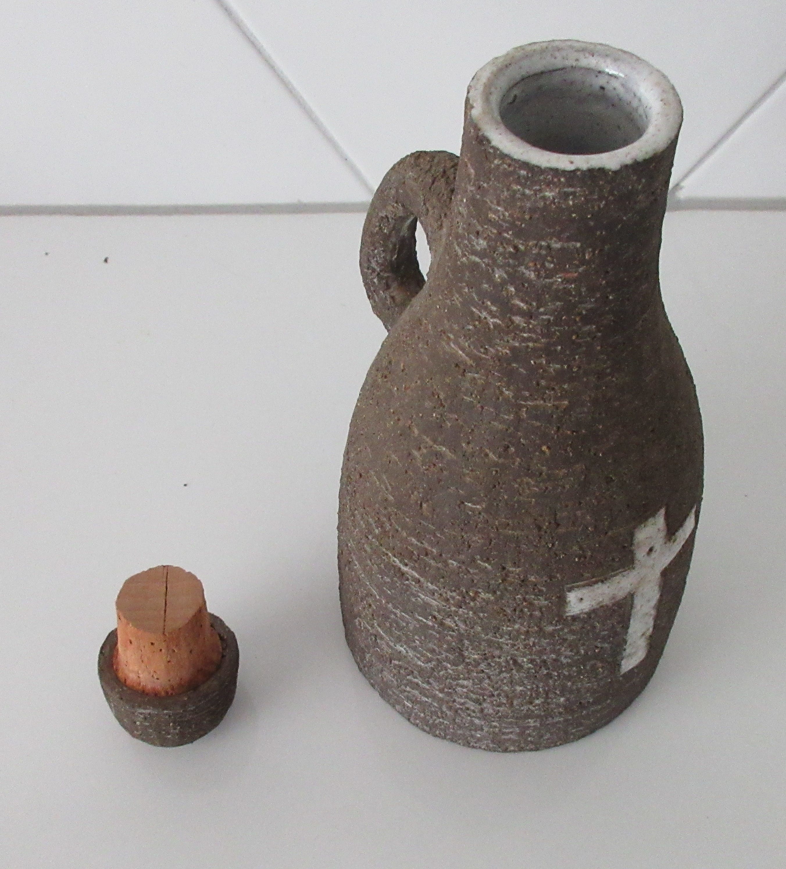 Faience- en Tegelfabriek Westraven - Leendert Blok Chanoir wijwater kruik kopen? Bied vanaf 18!