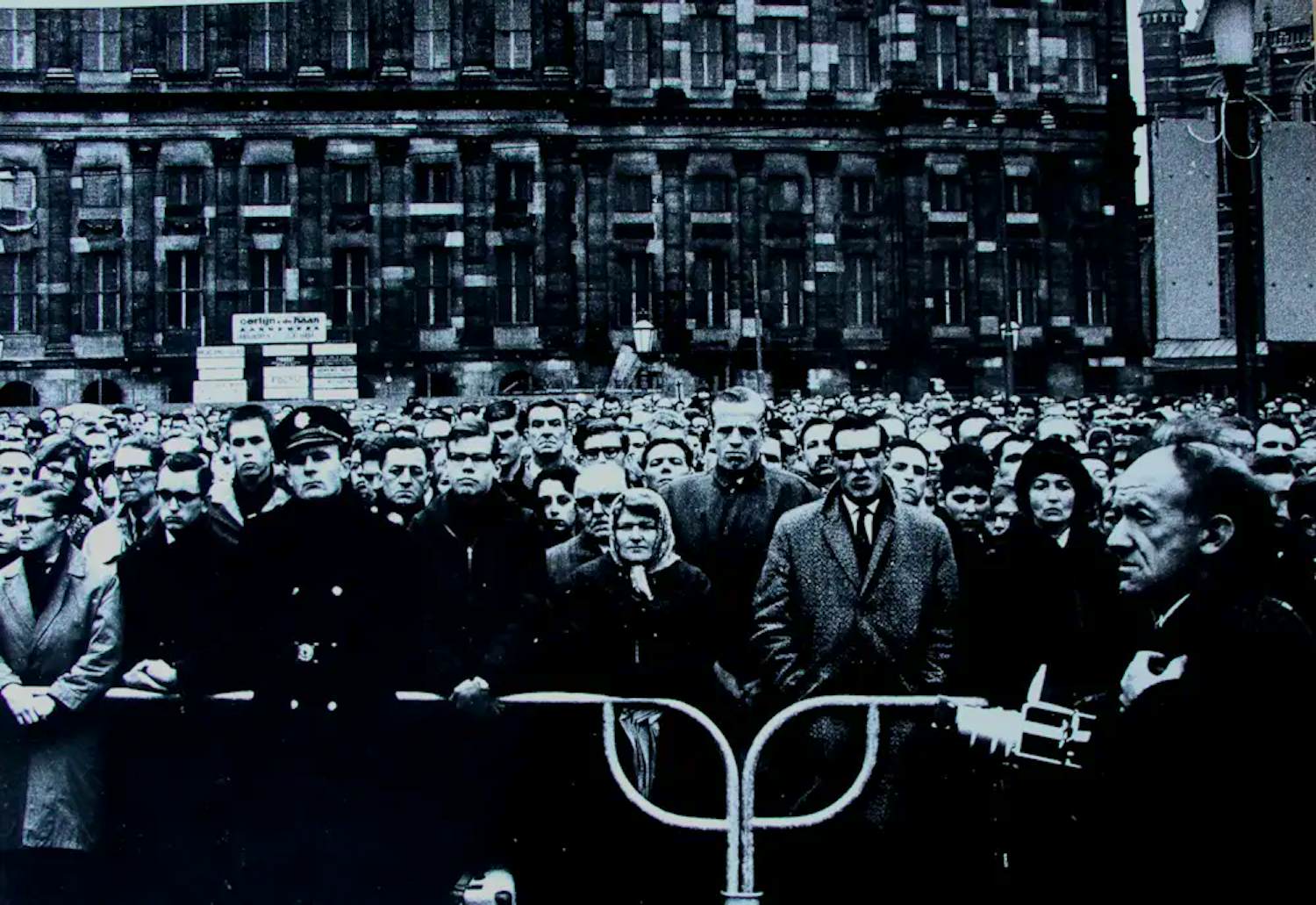 Buy Eddy Posthuma de Boer - Gelatine silverprint? Bid from 125!