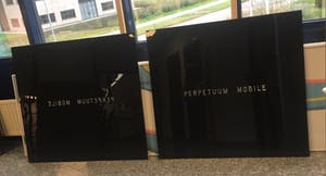 Dirk Muller - Tweeluik hout met kunststof, Perpetuum Mobile (Groot) kopen? Bied vanaf 1!