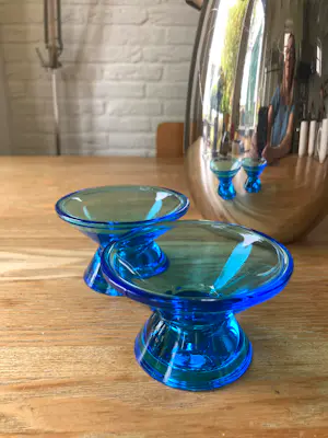 Iittala - Set van 2 Iittala Finland, Kartio kandelaars blauw - door Kaj Franck kaufen? Bieten Sie von 29!