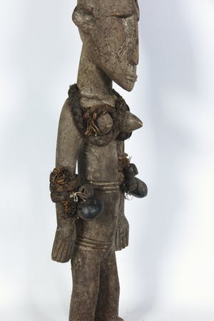 Bamana - Houten beeld, Vrouw met hoed en magische voorwerpen kopen? Bied vanaf 1!