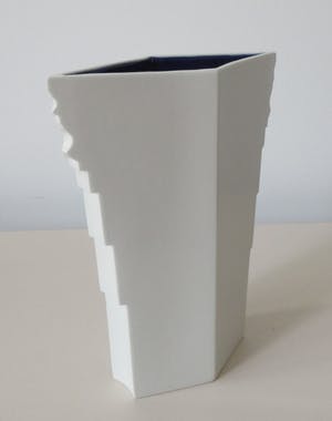 Frans Ottink - Abstracte porseleinen vaas kopen? Bied vanaf 35!
