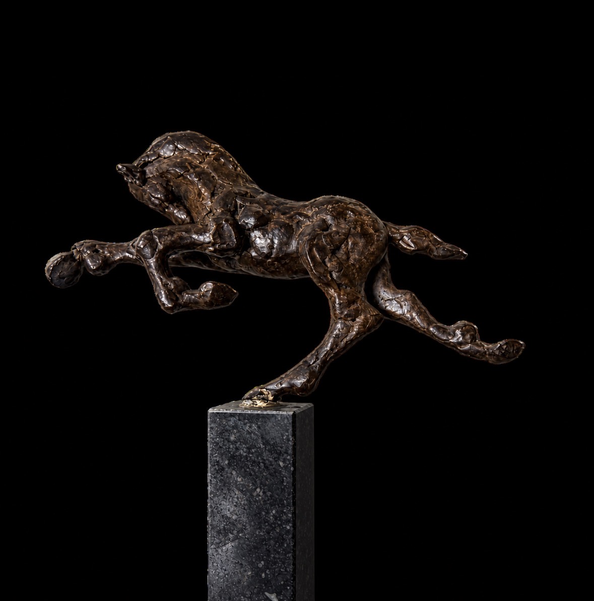 Buy Mohana van den Kroonenberg - Balans Paard op hoge sokkel ophalen Bussum GESIGNEERD? Bid from 600!