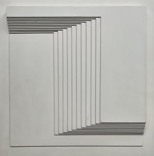 Niet of onleesbaar gesigneerd - Houten reliëf | gemonogrammeerd H.G. | 1971 kopen? Bied vanaf 1!