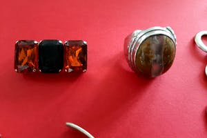Curiosa - Antiek sieraden x 7 stuks kopen? Bied vanaf 1!