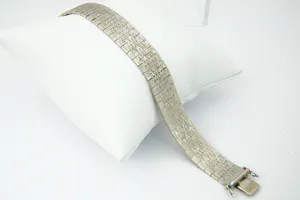 Vintage jaren 60 wit-gouden 14 krt unisex Armband - flexibele gematteerde band kopen? Bied vanaf 1360!