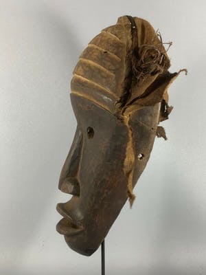 Dan - 200416 - Old African mask from the Dan - Liberia. kopen? Bied vanaf 45!