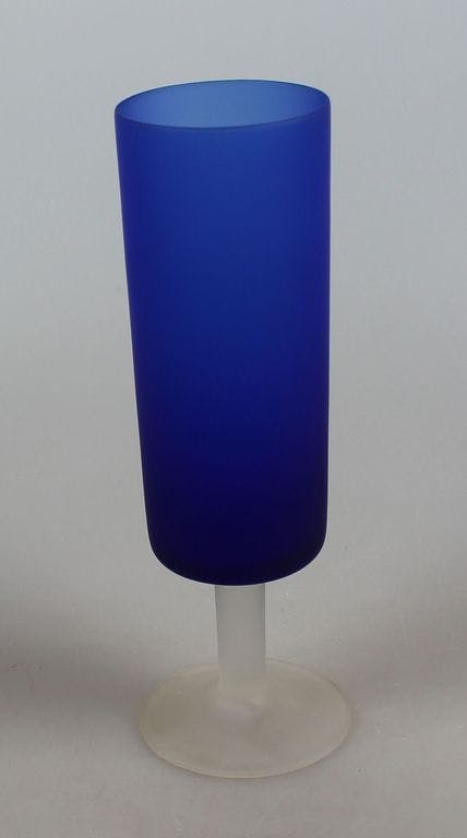 Carlo Moretti - Carlo Moretti donkerblauw glas op voet, satijnglas kopen? Bied vanaf 1!