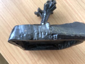 Brons (Onbekend) - Gesigneerd beeldje van een KNOTWILG kopen? Bied vanaf 45!