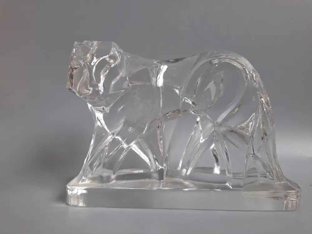 AcheterGeorge Chevalier - panter voor baccarat.? Enchérissez de 90!