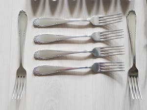Georg Nilsson - Vleesvork, 6 Dinervorken, 6 Dessertlepels - Model Riche 694 kopen? Bied vanaf 1!
