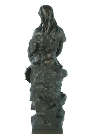 Eugène Marioton - Bronzen beeld van dame met tamboerijn 'Esmeralda' kopen? Bied vanaf 729!