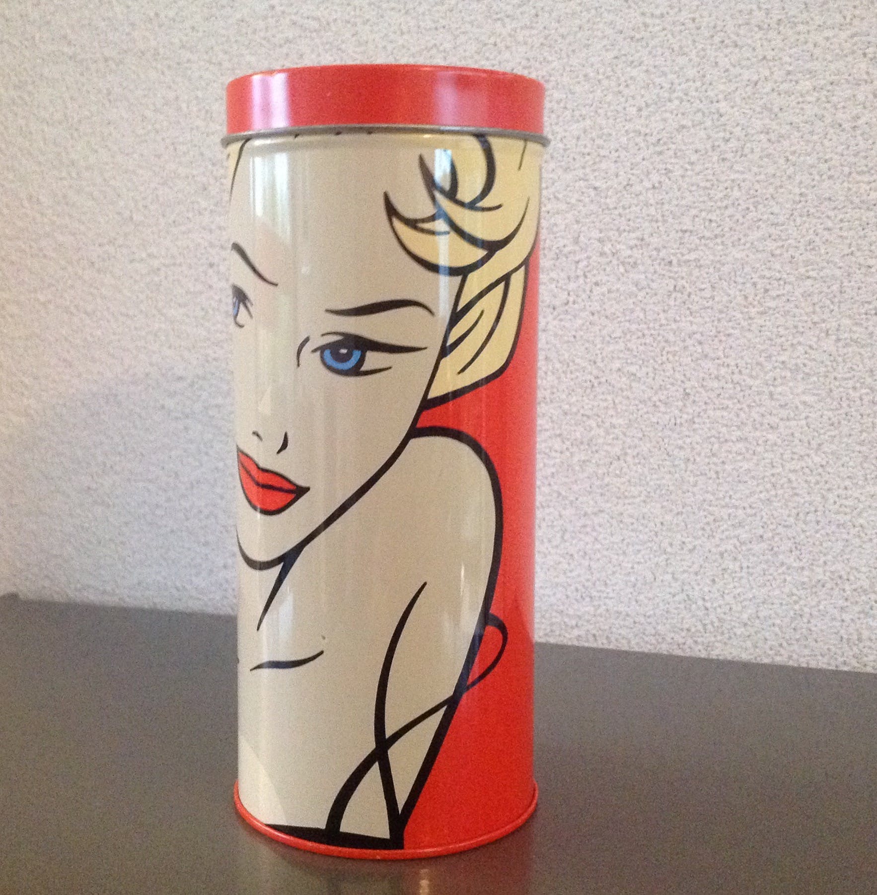 Alessi - en Luc Verschuuren: 4 lepels, 4 kopjes, 1 bus kopen? Bied vanaf 20!