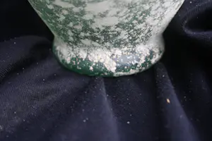 Niet of onleesbaar gesigneerd - Uitzonderlijk stijlvolle Loodkristalen Groene Oude Glazen Murano Vetro A Scavo V kopen? Bied vanaf 1!