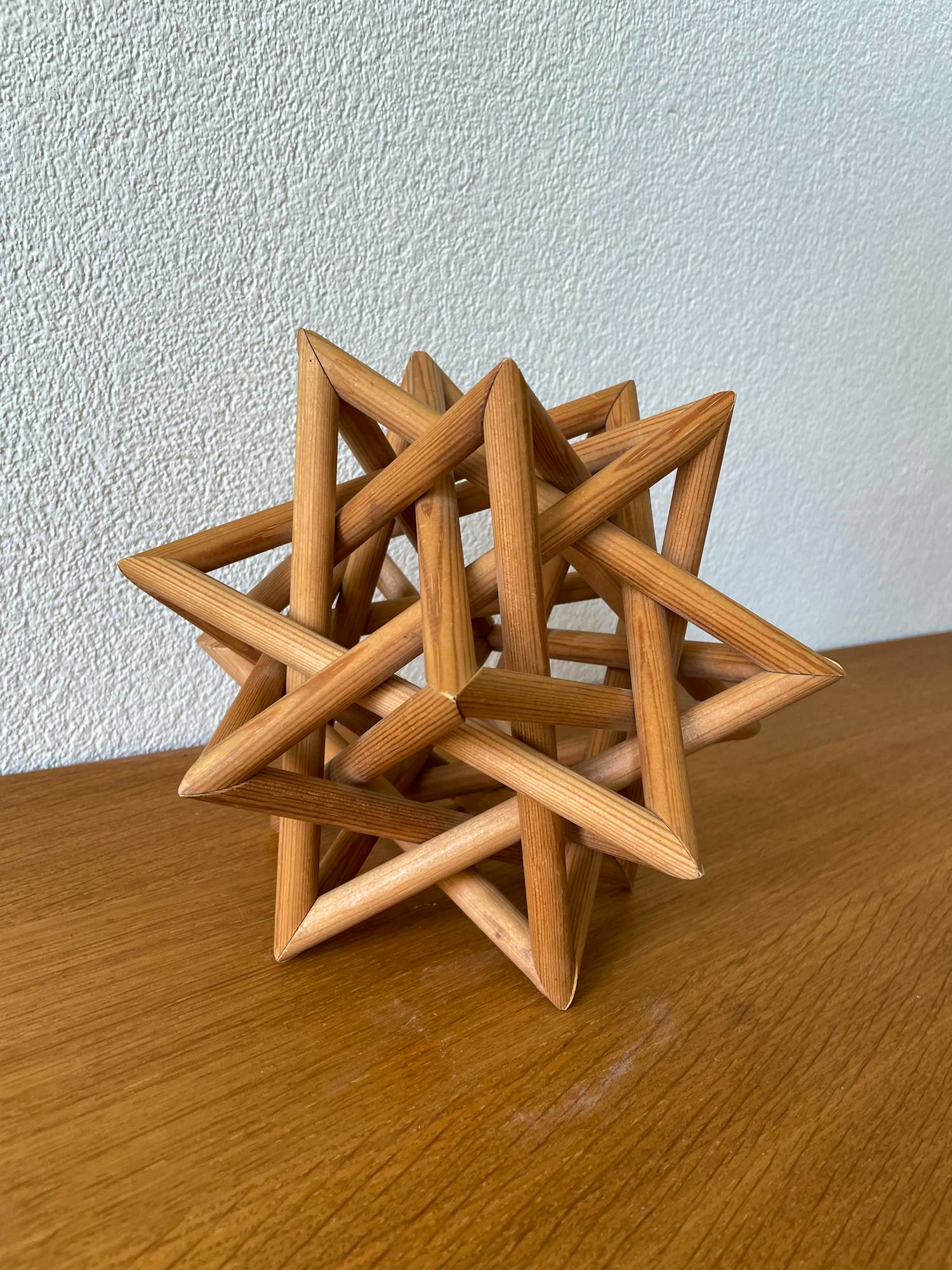 Jan de Koning - Geometrische houten sculptuur (prototype Uniek) kopen? Bied vanaf 125!