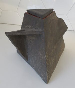 Niet of onleesbaar gesigneerd - Studio Keramische Avantgardistische theepot kopen? Bied vanaf 10!