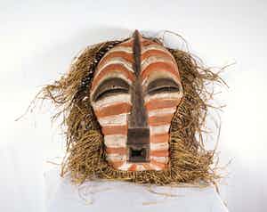 Songye - Kifwebe masker met raffia verkocht voor € 1!