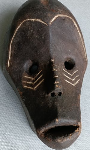 Ngbaka - Apenmasker -geen minimum- kopen? Bied vanaf 1!