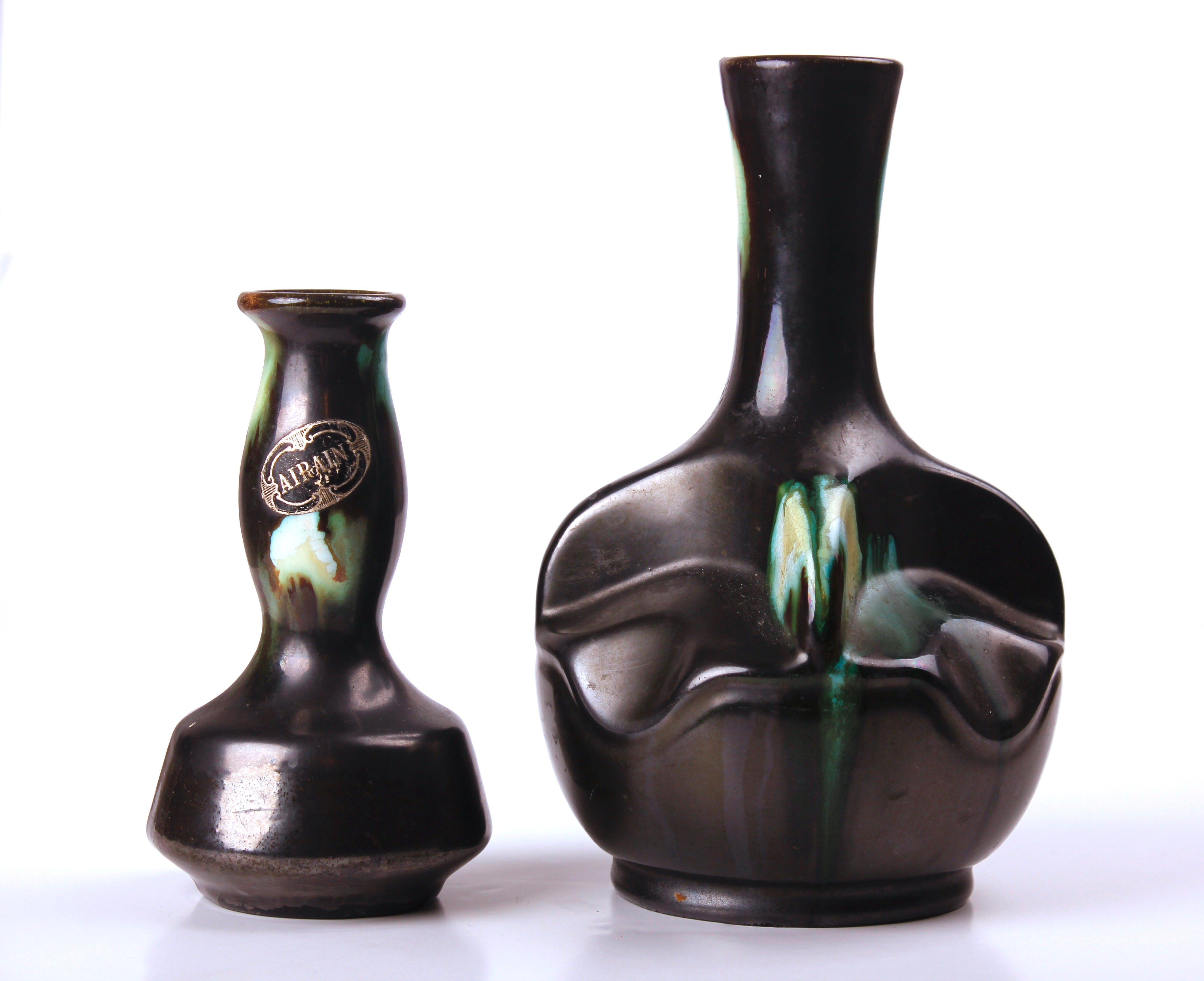 Faience de Thulin - Twee art deco vazen met het decor 'Airain' | België | 1930's verkocht voor € 1!