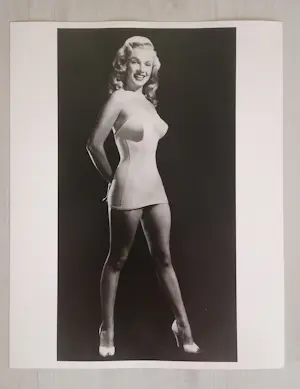 László Willinger - Marilyn Monroe - Pin-up, 1948 kopen? Bied vanaf 990!