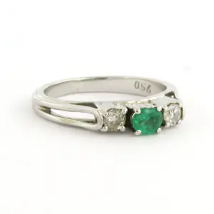 18k gouden ring met smaragd en old mine cut geslepen diamant tot. 0.20ct kopen? Bied vanaf 210!