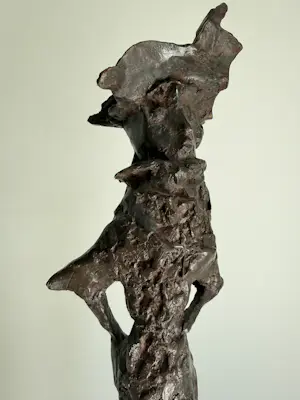 Theo van der Nahmer - bronzen sculptuur | 'Joffer' (Groot werk) kopen? Bied vanaf 1500!