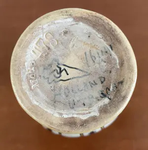 Faience- en Tegelfabriek Holland-Utrecht - Aardewerk Jenever of likeurkruikje "Wynand Fockink Amsterdam 1679" kopen? Bied vanaf 55!