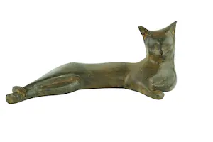 Pierre Chenet - Bronzen beeld van liggend katje kopen? Bied vanaf 219!