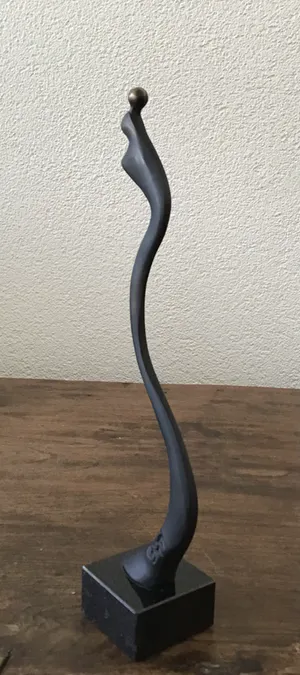 Corry Ammerlaan - Beeld op marmeren sokkel, Sanguin, gesigneerd kopen? Bied vanaf 25!