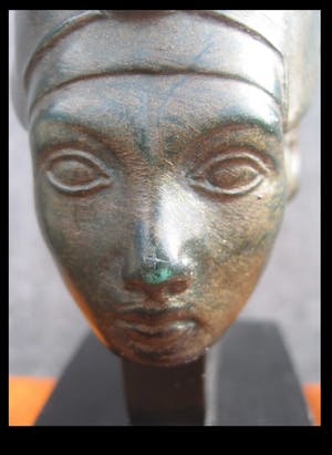 Harrie Antheunis - Buste Nefertiti kopen? Bied vanaf 35!