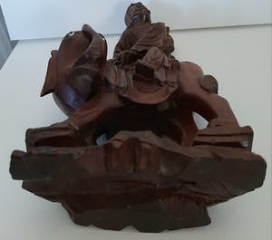 Curiosa - Jager op olifant figuur uit Indonesië kopen? Bied vanaf 1!