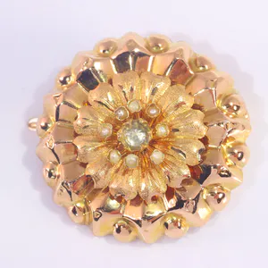 Vintage antique 18K gold brooch kopen? Bied vanaf 237!