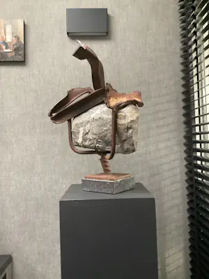 Theo Niermeijer - Kunstwerk ijzer met steen kopen? Bied vanaf 900!