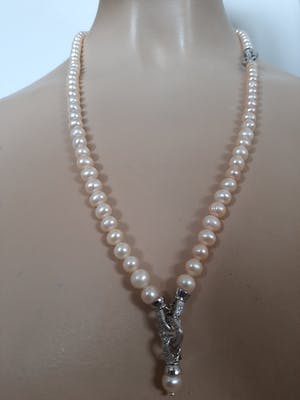 Curiosa - Zalm roze Akoya parel collier - transformer kopen? Bied vanaf 25!