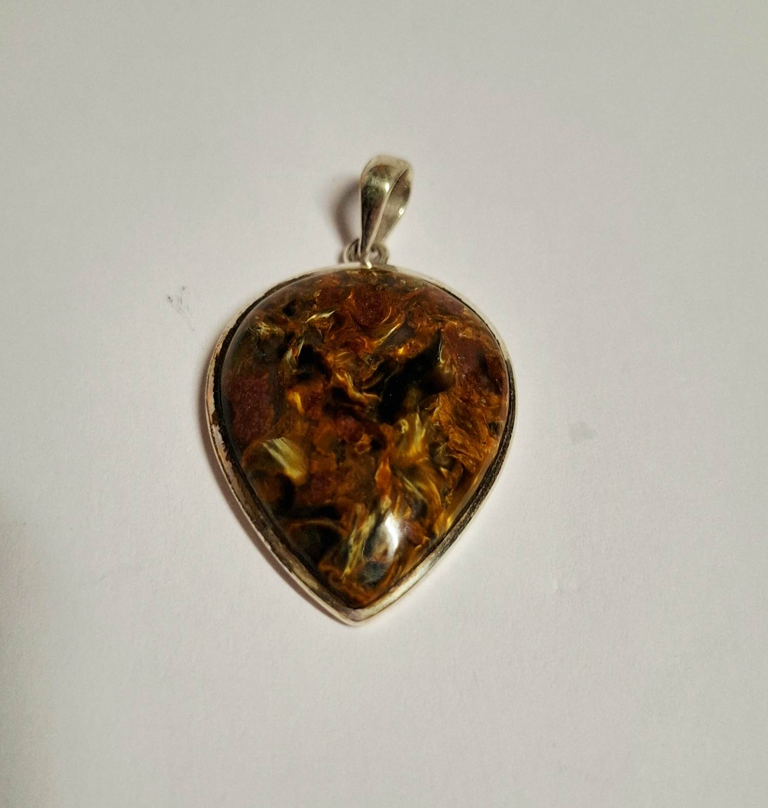 Nieuwe  hartvormige  hanger met gouden Pietersiet  in 925  Zilver kaufen? Bieten Sie von 50!