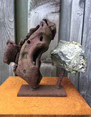 Theo Niermeijer - ijzeren beeld - zonder titel. kopen? Bied vanaf 195!