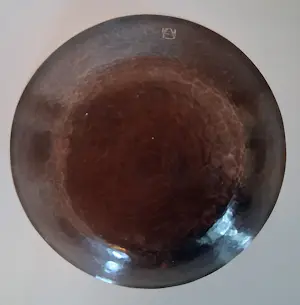 Hendrik Dorenbos - gehamerde koperen schaal kopen? Bied vanaf 35!