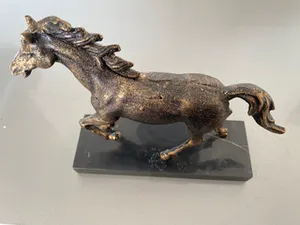 Niet of onleesbaar gesigneerd - paardje in galop kopen? Bied vanaf 1!